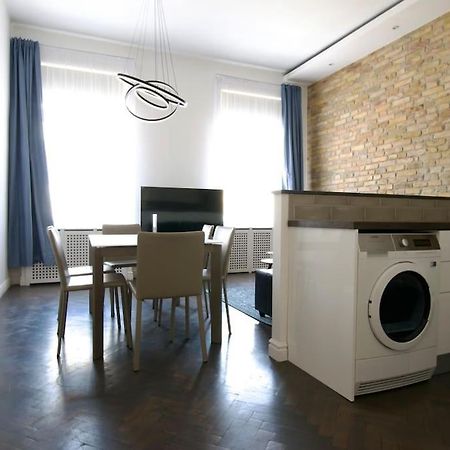 Premium Apartment By Hi5- Anker Apartment Budapest Exterior foto