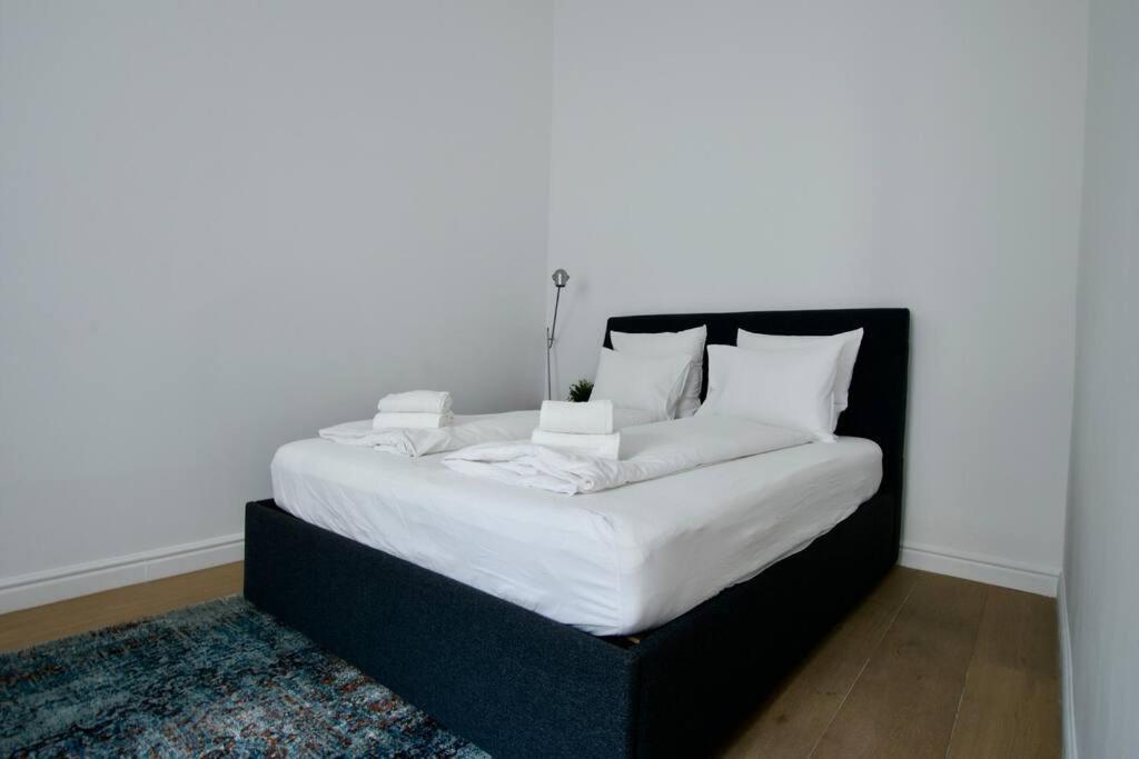 Premium Apartment By Hi5- Anker Apartment Budapest Exterior foto